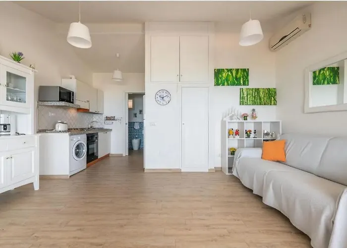 Casa Lella كوستا ري